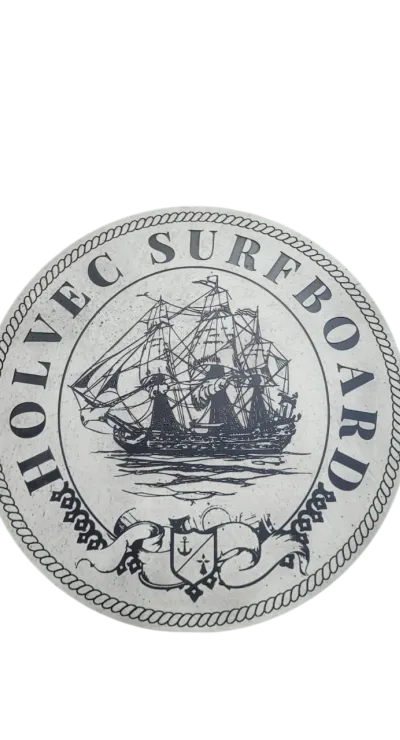 Gravure CNC sur médaillon Holvec Surfboard